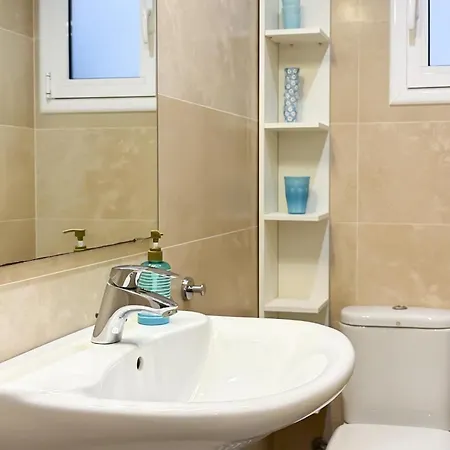 Cozy Near Tossa 2 Apartament *