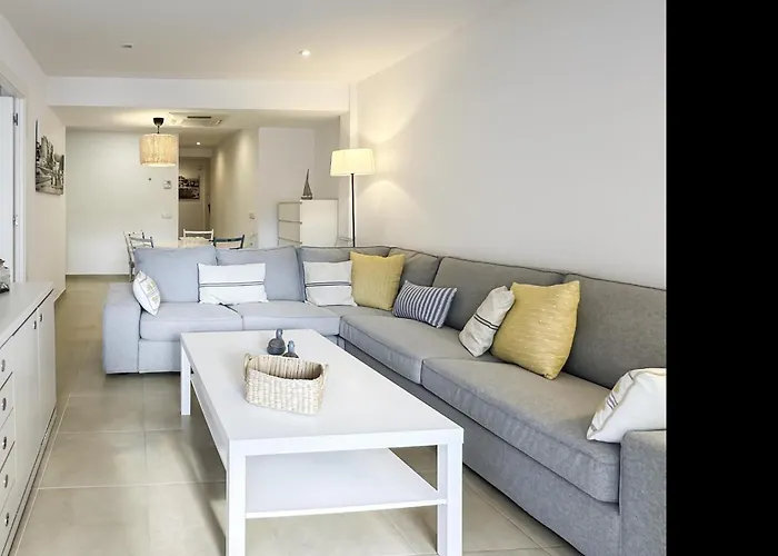 Апартаменты Lets Holidays Cozy Near Tossa 2